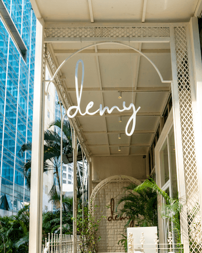 Demy Cafe & Bar