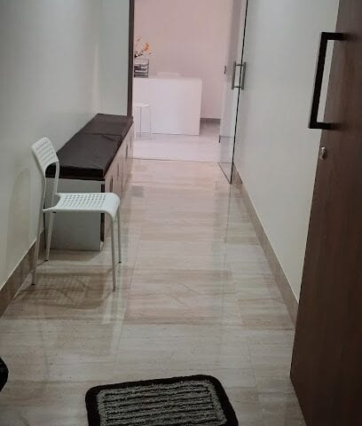 Dr Shubhangi Mahajan's Skinomega Skin Hair Laser clinic Parel