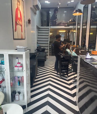 Hairbox by Nisha & Sneha