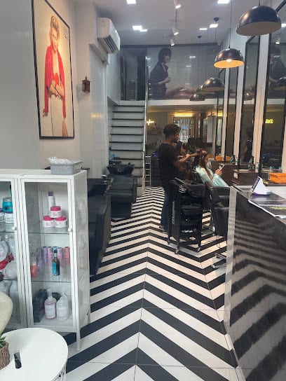 Hairbox by Nisha & Sneha