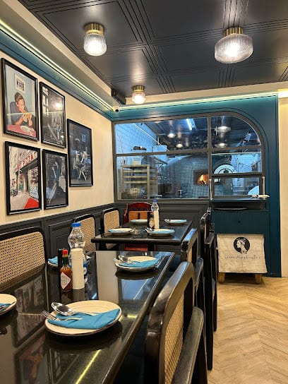 Queen Margherita's Pizzeria